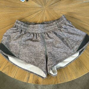LIKE NEW: lululemon 2.5 run shorts